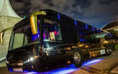 DiscoBus | LimuHummer | Alquiler Limusinas Hummer